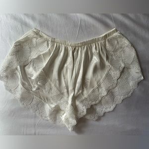 For Love & Lemons Shell Sleep Shorts